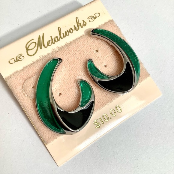 Vintage Silver Tone and Black and Green Enamel Earrings - Picture 1 of 3